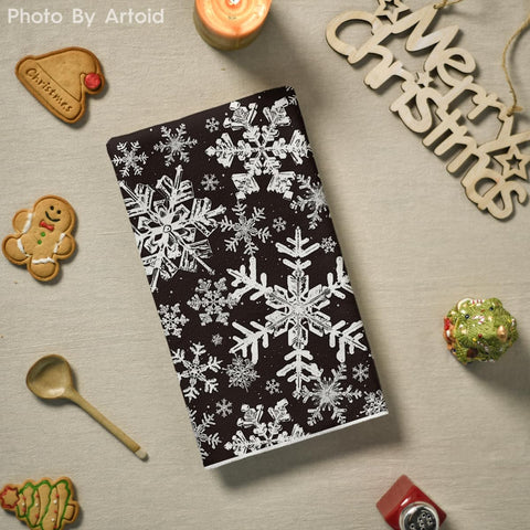 Artoid Mode Black Snowflake Towels absorbent texture for quick drying tasks