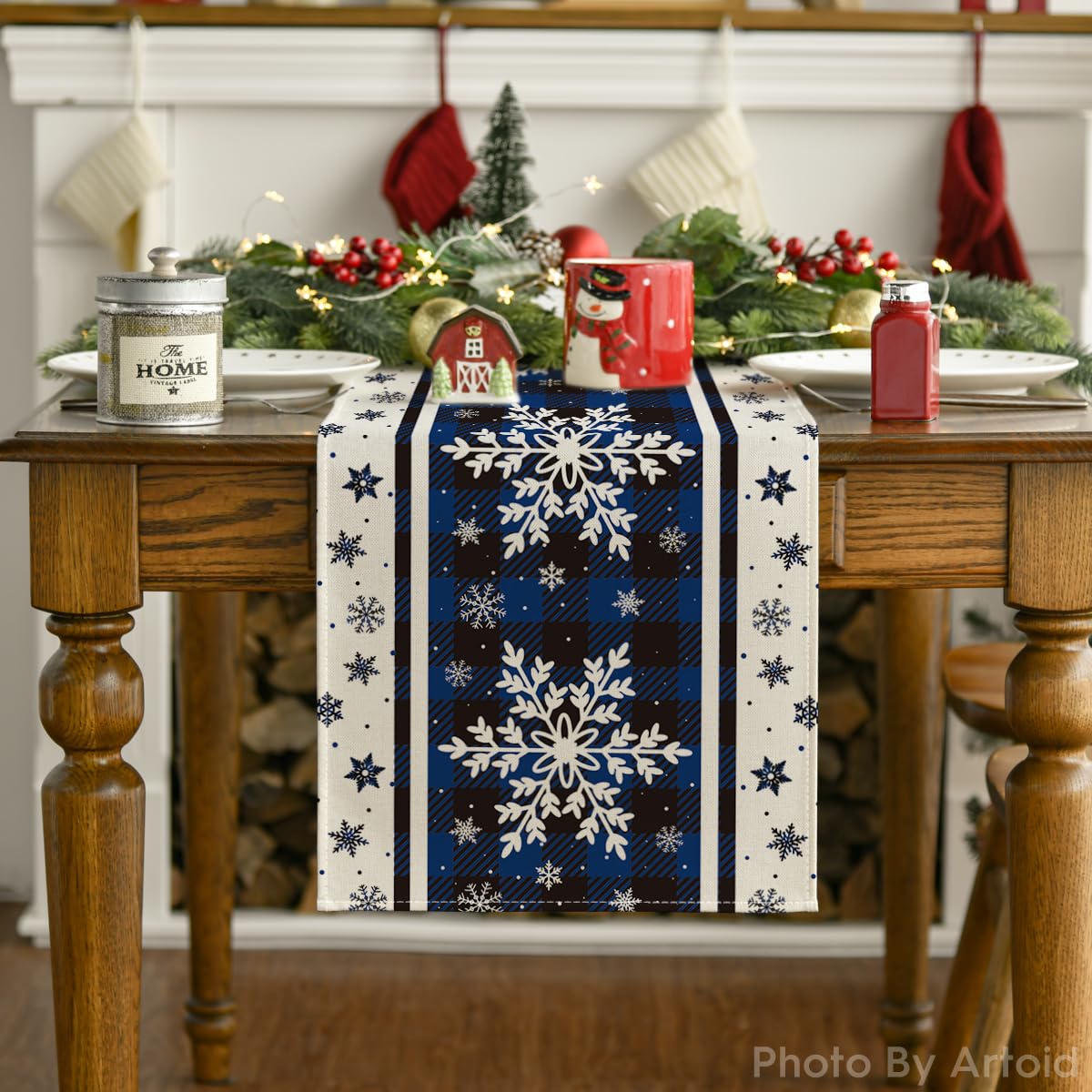 Artoid Mode holiday table decor that cleans easily after meals