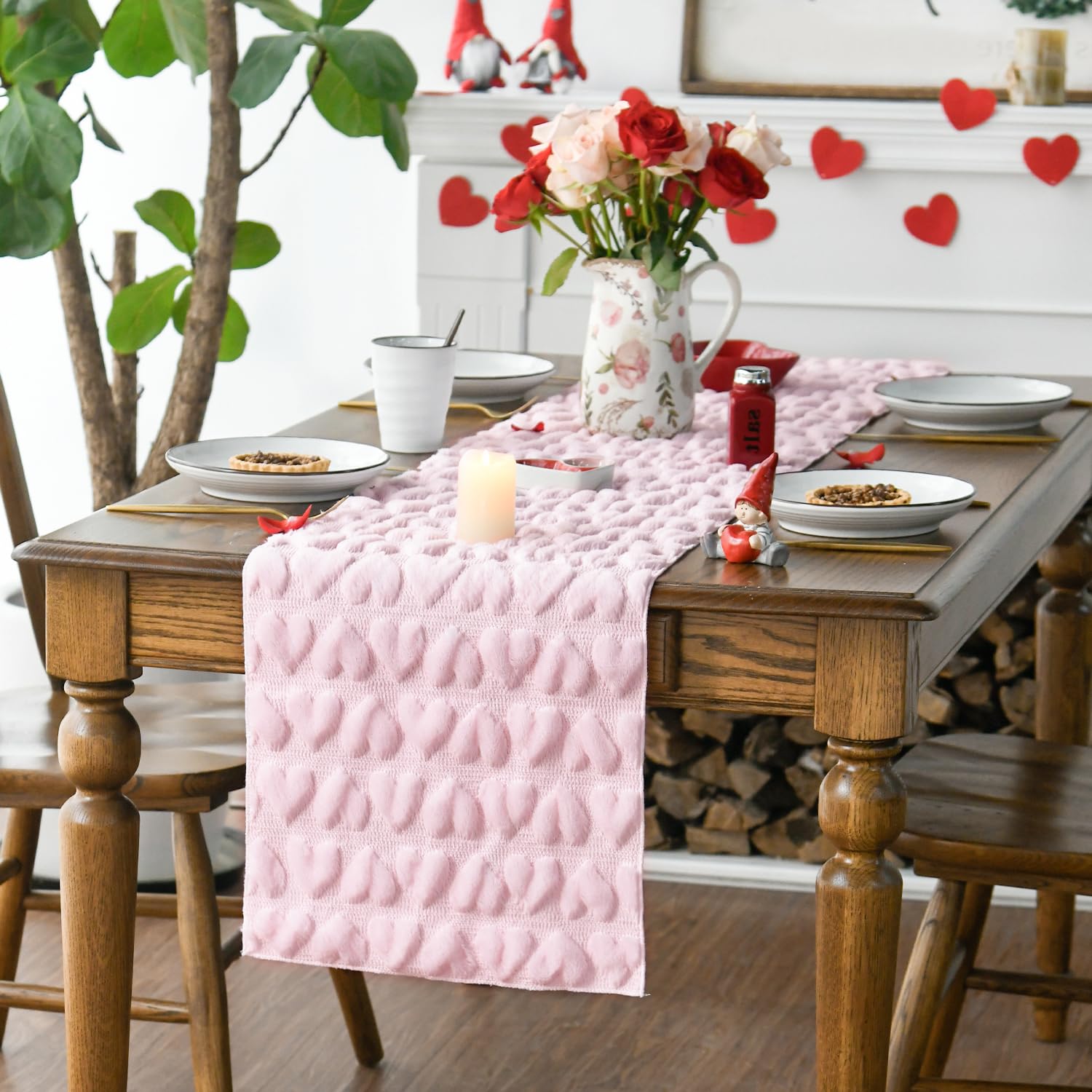 Artoid Mode dining setup with runner for everyday meals