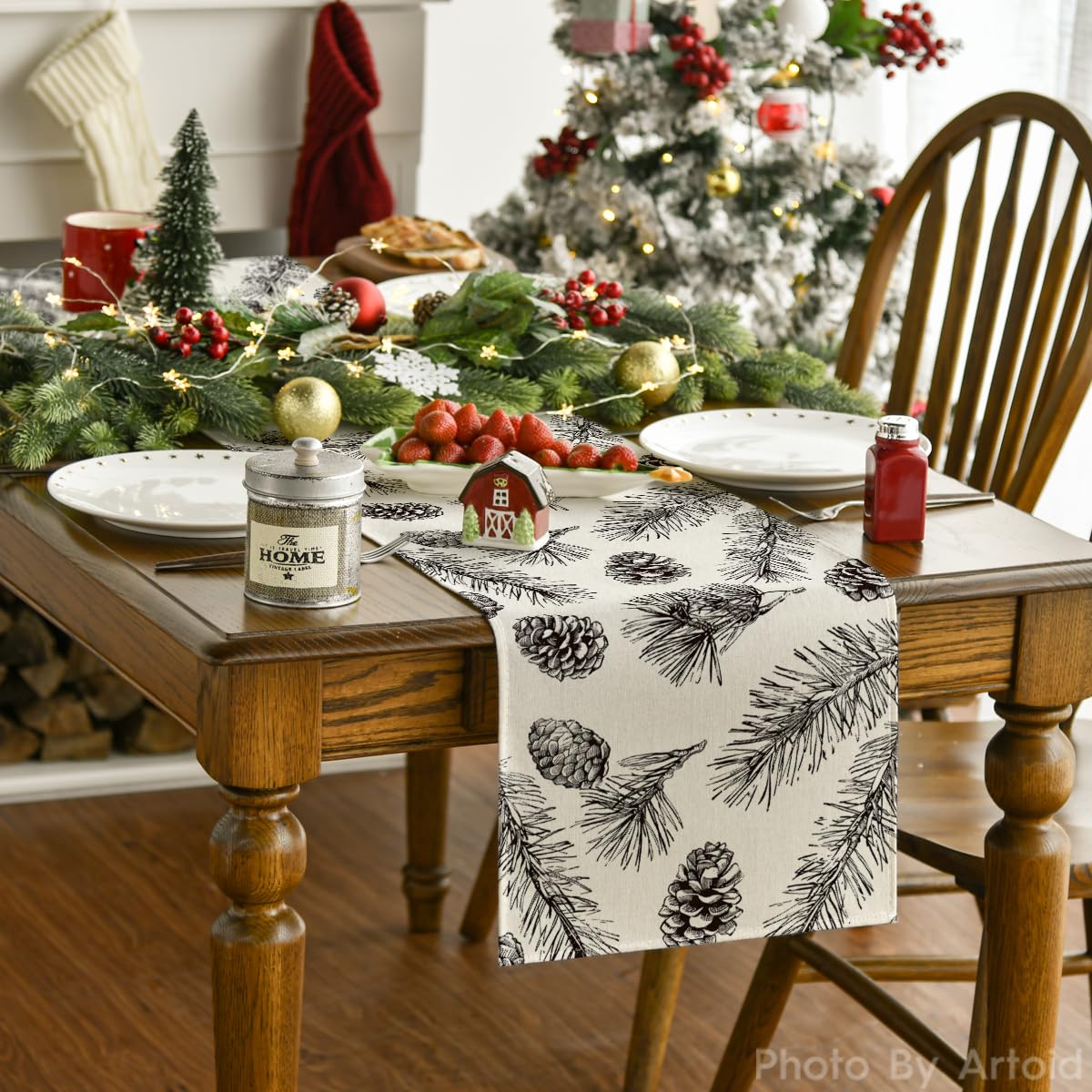 Artoid Mode durable polyester table runner protects surfaces