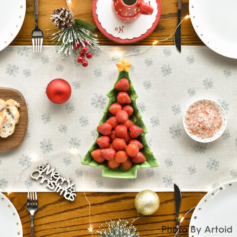 Artoid Mode easy-care table runner stays vibrant after washing.