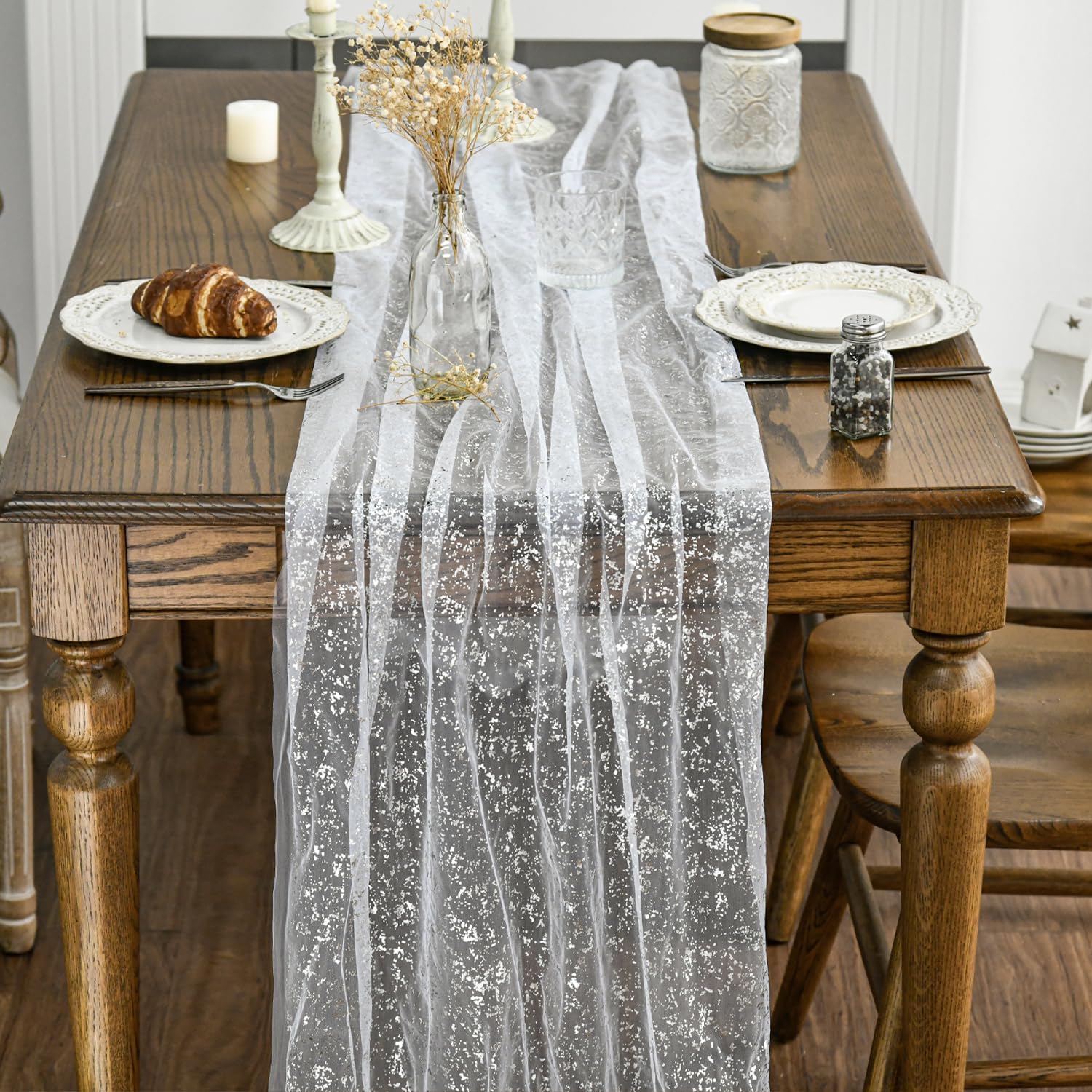 Artoid Mode glitter metallic foil table runner shines during celebrations.