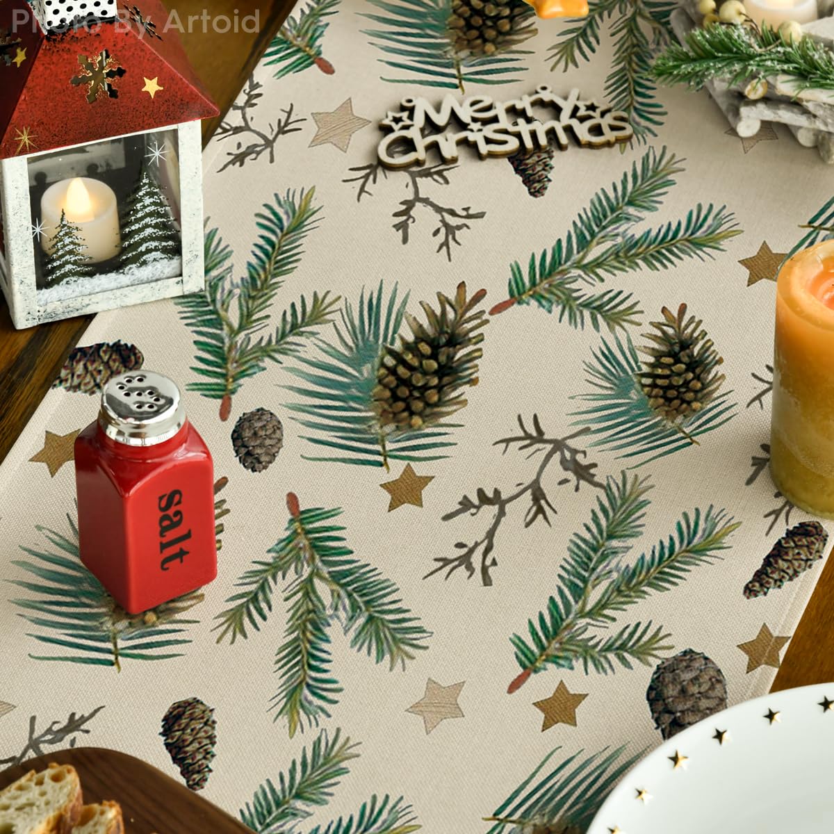 Artoid Mode holiday table runner enhances party dining ambiance