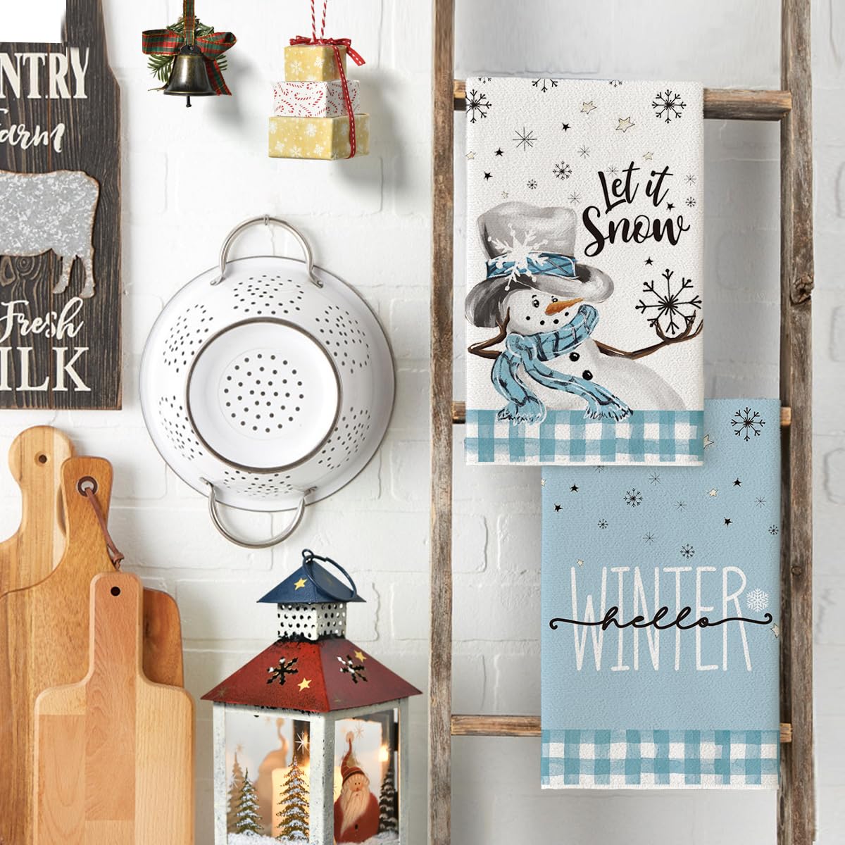 Artoid Mode holiday snowman towels brighten daily cleaning while protecting cookware