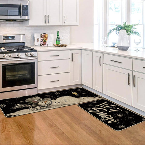 Artoid Mode Let It Snow non-slip back mat, 17x29, reliable grip on smooth floors.