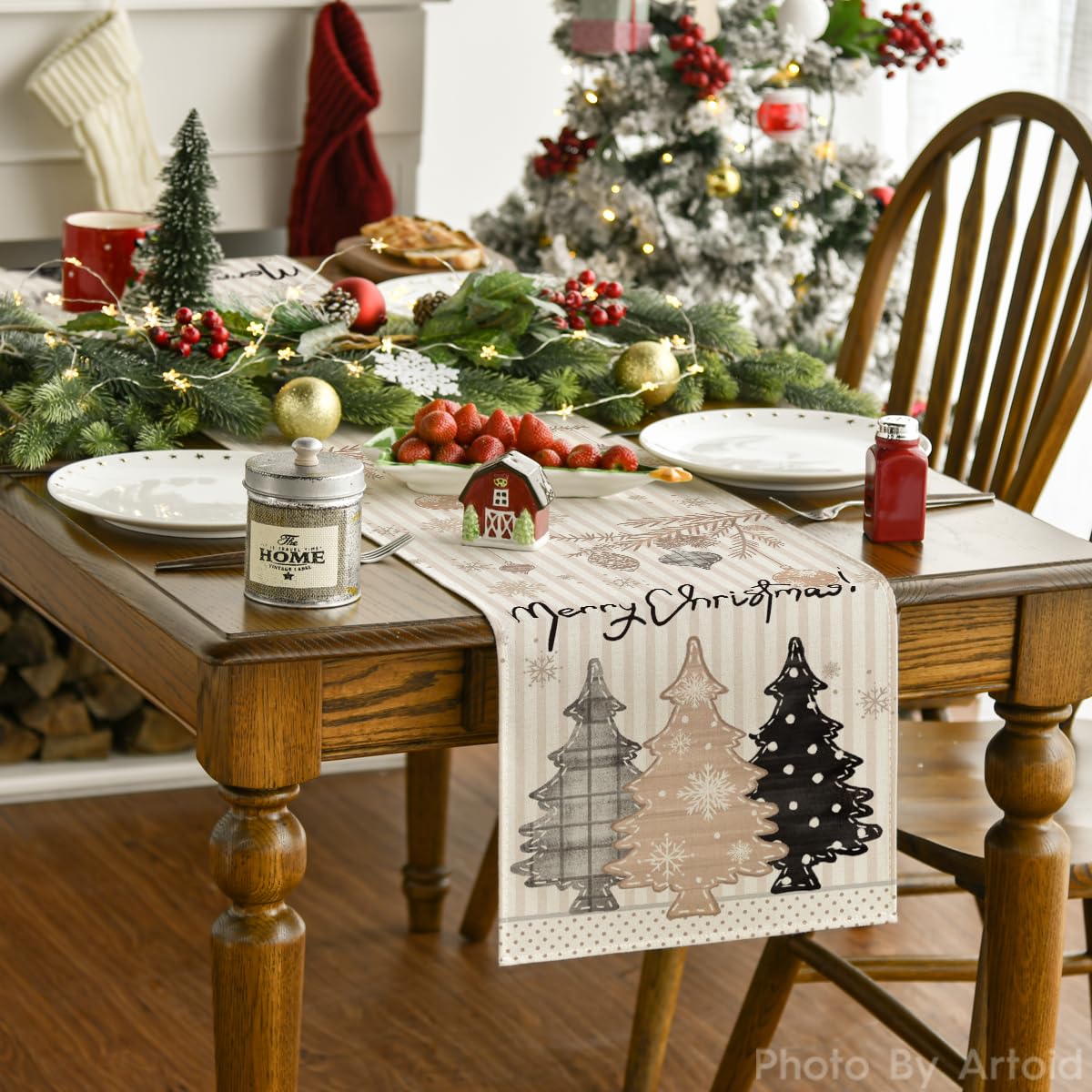 Artoid Mode machine washable table runner for easy care