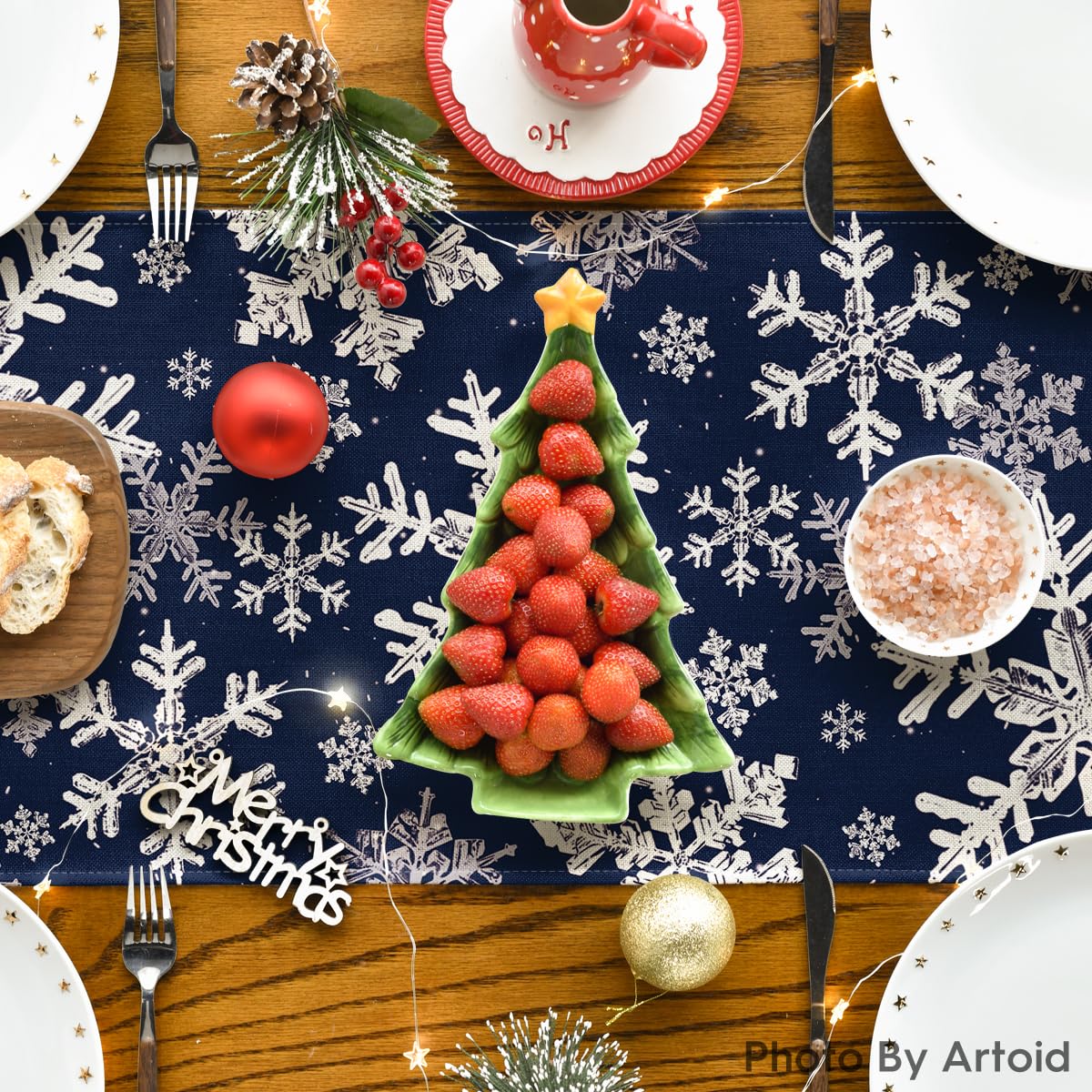 Artoid Mode decorative runner adds festive flair to holiday decor