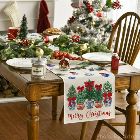 Artoid Mode pine cone winter decor on a durable polyester runner