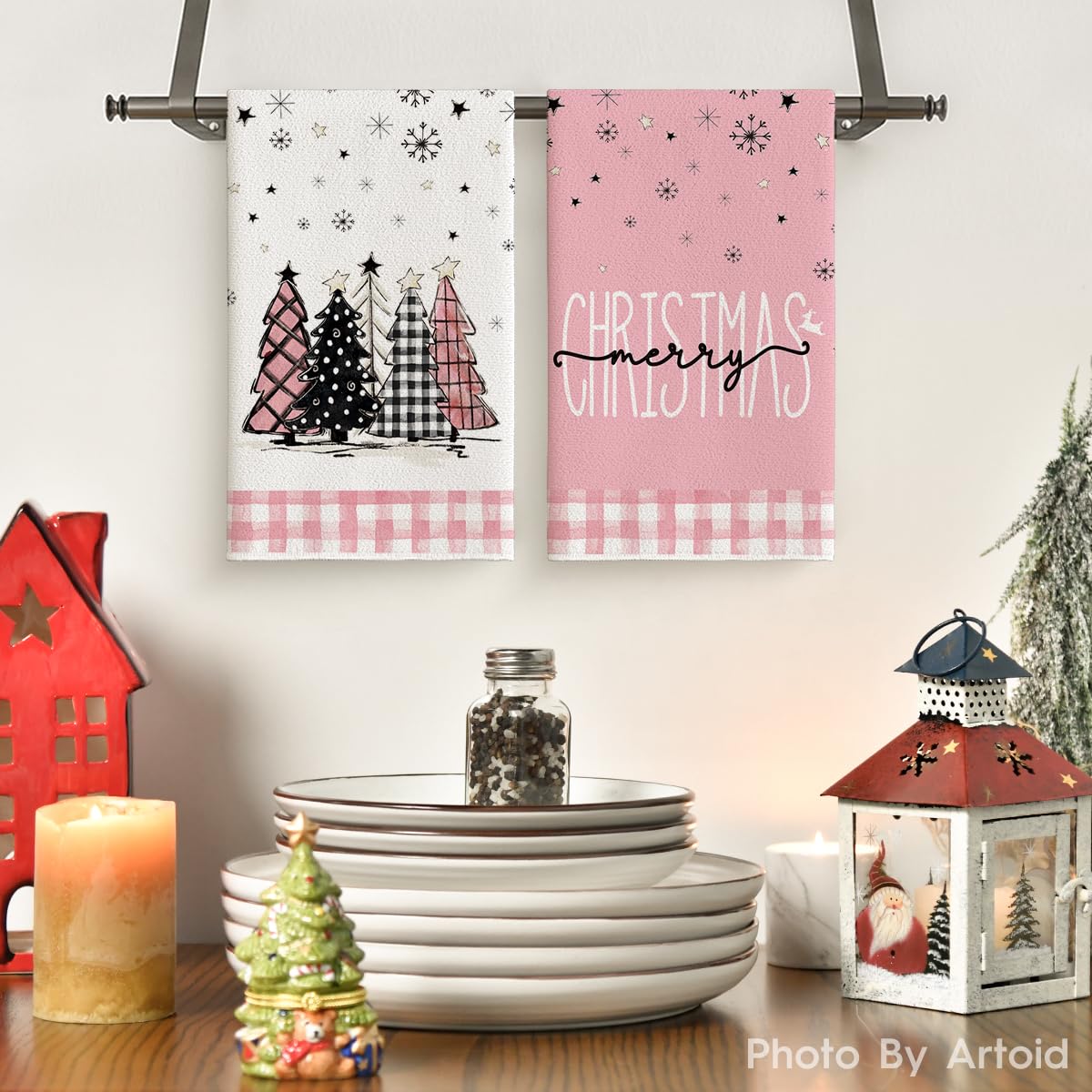 Artoid Mode pink buffalo plaid tree towel pack, two towels for daily kitchen tasks.