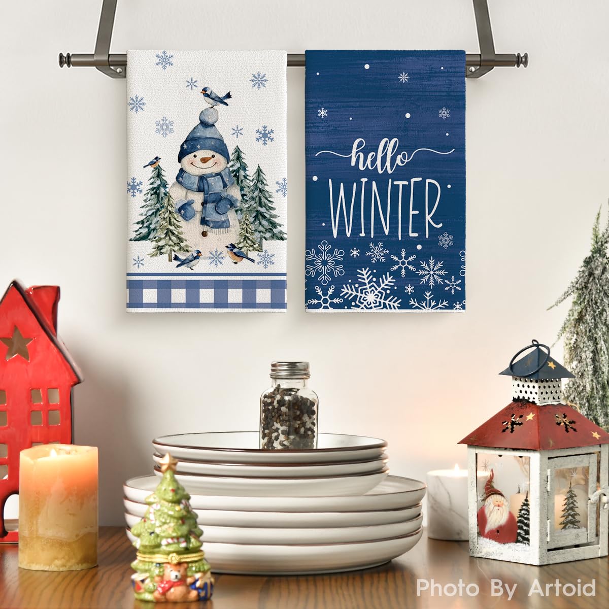 Artoid Mode snowflake pattern towel adds seasonal charm while drying dishes