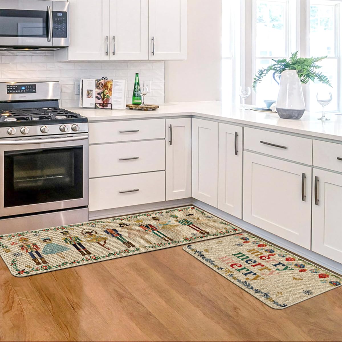 Artoid Mode watercolor nutcrackers non-slip base keeps mats in place