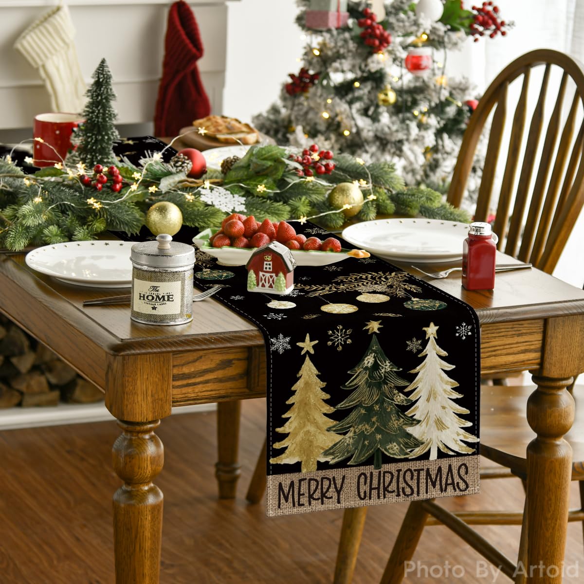 Artoid Mode winter holiday table setting enhances dining ambiance.