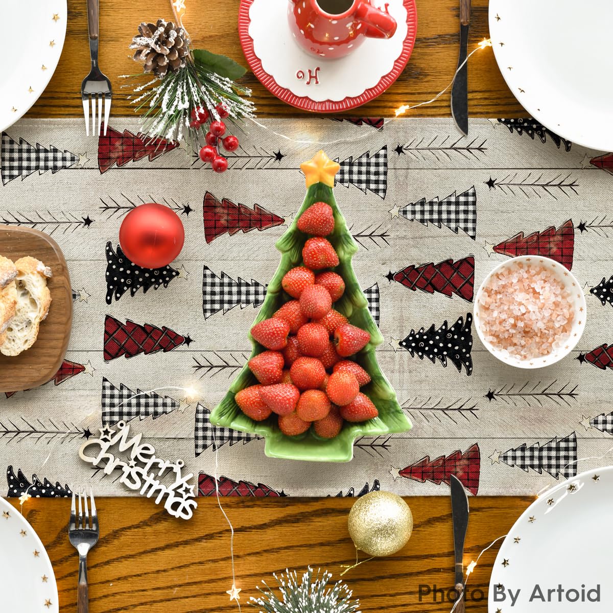 Artoid Mode table runner close-up stitching highlights durable edge sewing