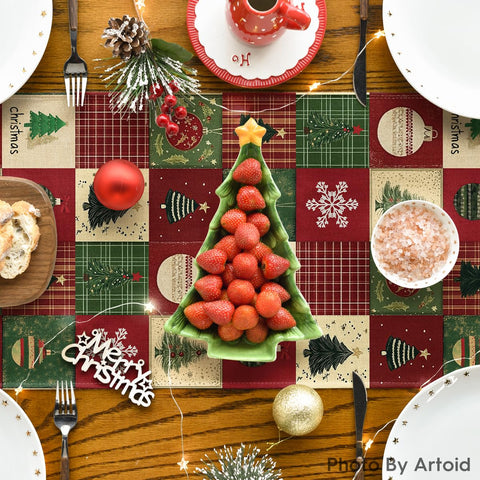 Artoid Mode Xmas Tree Runner fits tables for 4–6 guests.