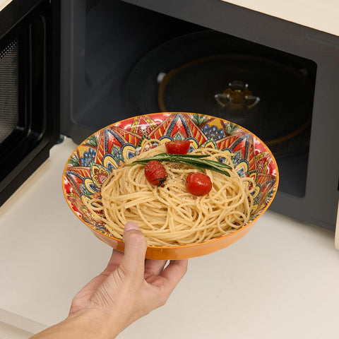 ASBEFORE vibrant serveware adds personality to family meals