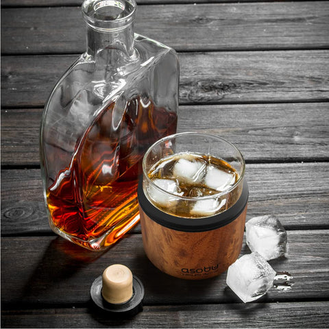 asobu Whiskey Sleeve’s leak-resistant design prevents spills during service.