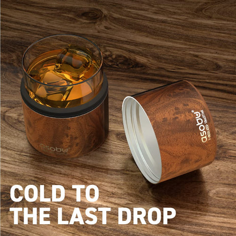 asobu SoftTouch finish provides a soft, secure grip for easy pouring.