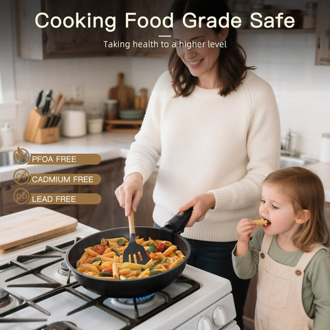 Astercook secure-locking detachable handle for stable cooking and safe transfer.