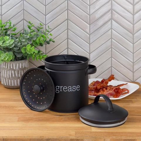 AuldHome enamelware grease jar with lid keeps drips contained