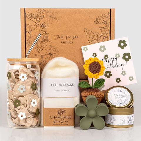 AUOVKOCA Lavender Soy Wax Candle provides soothing ambiance and relaxing evenings.