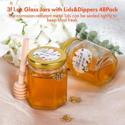 AuroTrends honey jars on wedding reception table display