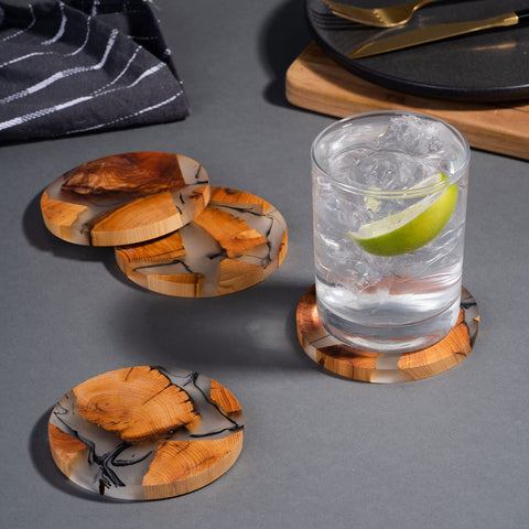 AVOCRAFTS 4-inch coaster fits most cups and glasses.