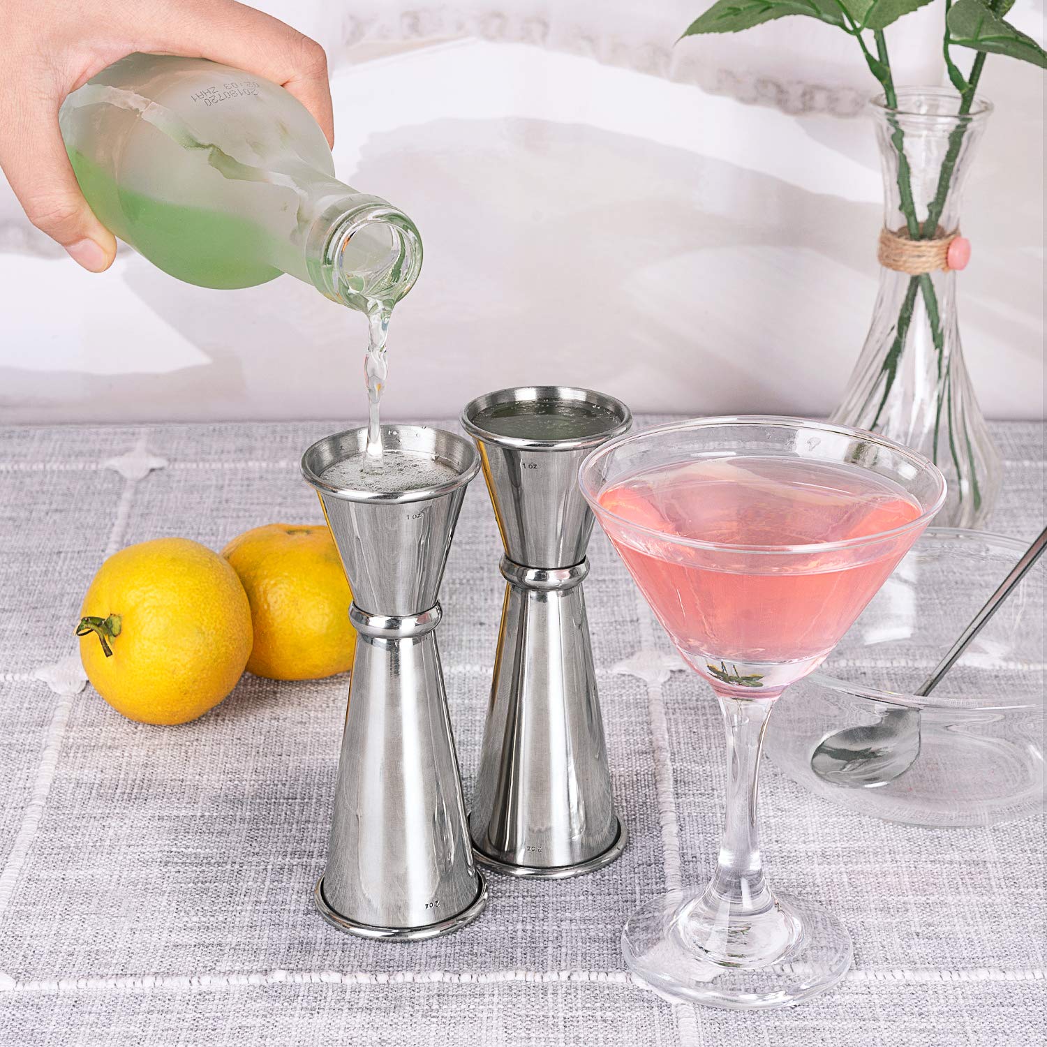 Awpeye balanced-design cocktail jigger with comfortable grip