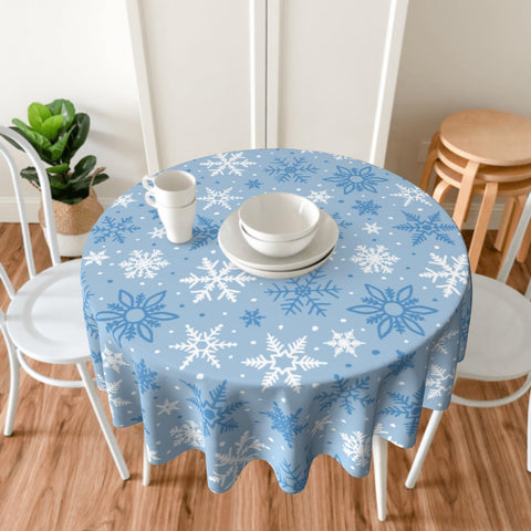 Aytipun outdoor picnic setting on a table with this tablecloth.