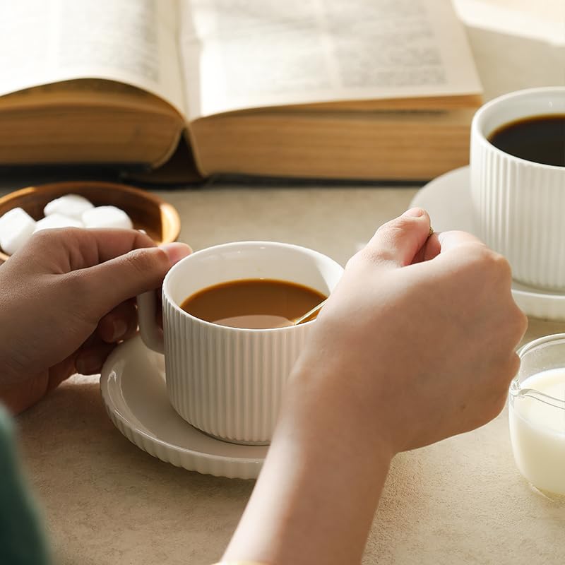 AYUCIA polished gloss white mugs brighten kitchen and dining spaces.