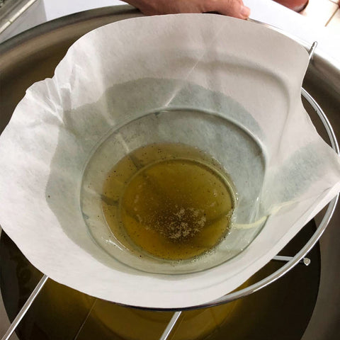 AYUSEB gift-ready oil filter cones for culinary enthusiasts.