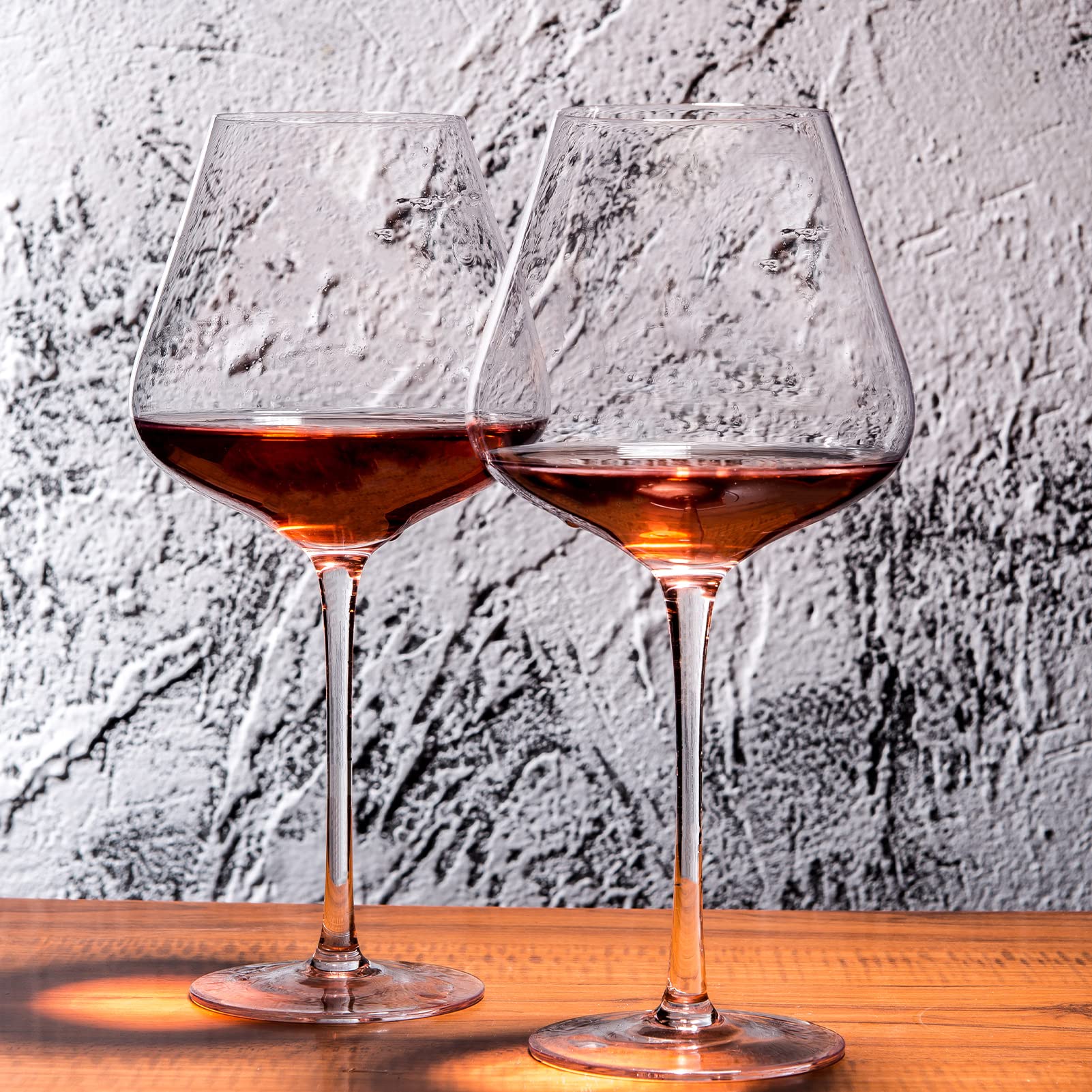 BACLIFE restaurant-grade thin-wall wine glass highlighting aroma