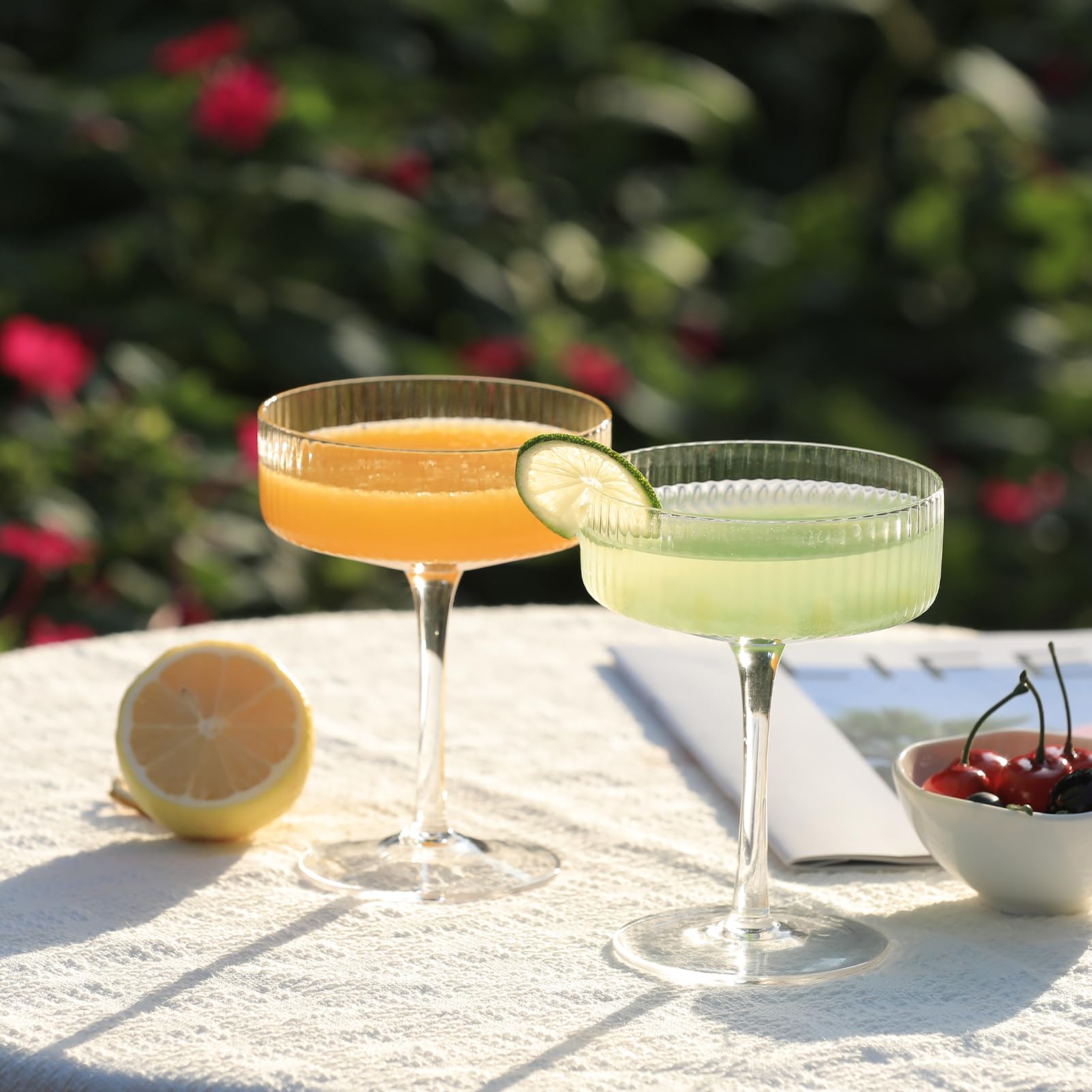 BACLIFE stable-base coupe glasses offer confident handling