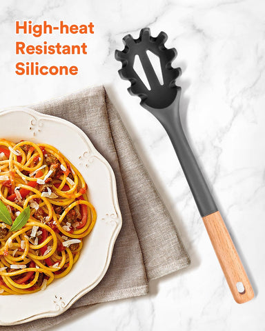 Badiano Silicone Pasta Fork anti-scald wooden handle keeps hands cool while serving