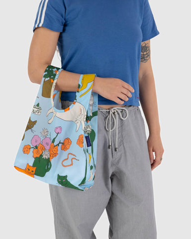 BAGGU Still Life set showing reinforced seams for durable everyday use