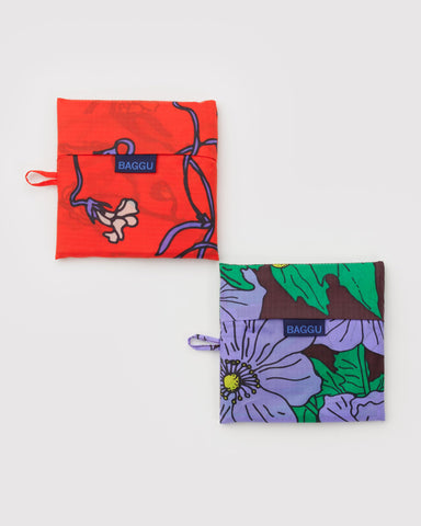 BAGGU Florals tote opened full size, great for groceries and gear.