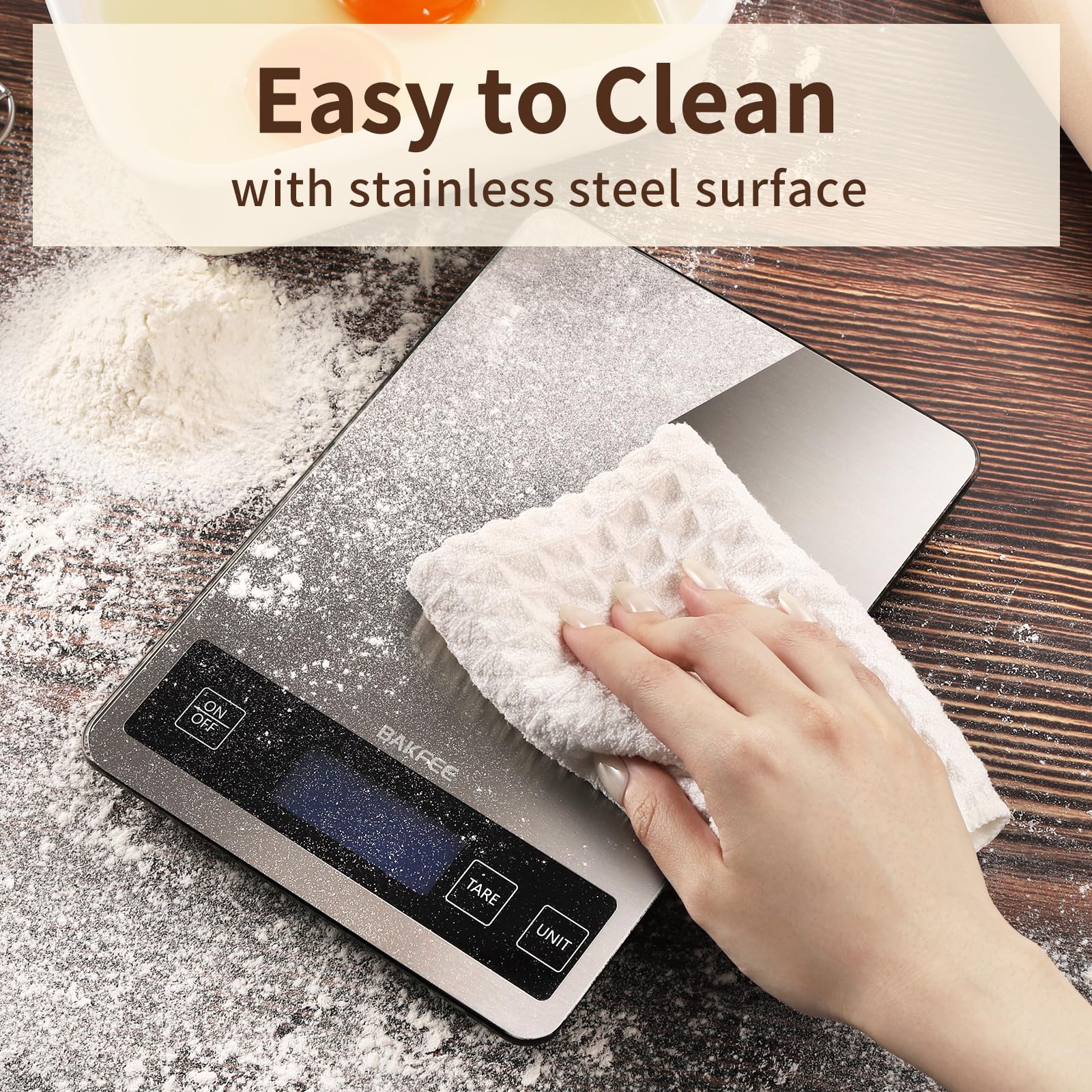 BakFee food scale tare function helps with multi-ingredient batching.