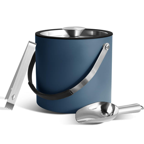 Bakpoco 3L ice bucket with silicone lid keeps drinks cool at parties.