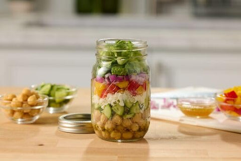 Ball Regular Mouth 16oz jar pint-size close-up