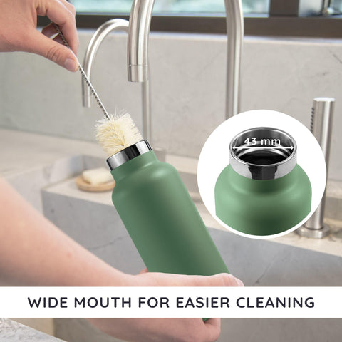 Bambaw insulated bottle green handle closeup, comfortable carrying during hikes