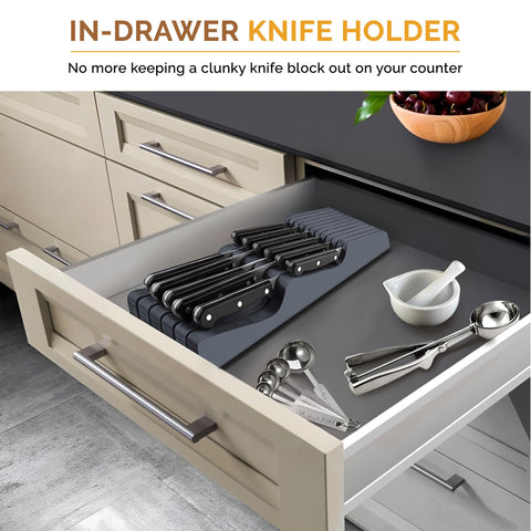 Bambüsi blade-down storage highlights safe, easy access to knives.