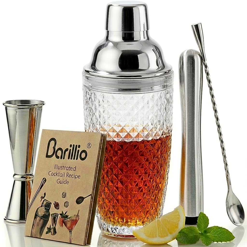 Barillio 14 oz glass shaker with cap strainer for drip-free pouring.