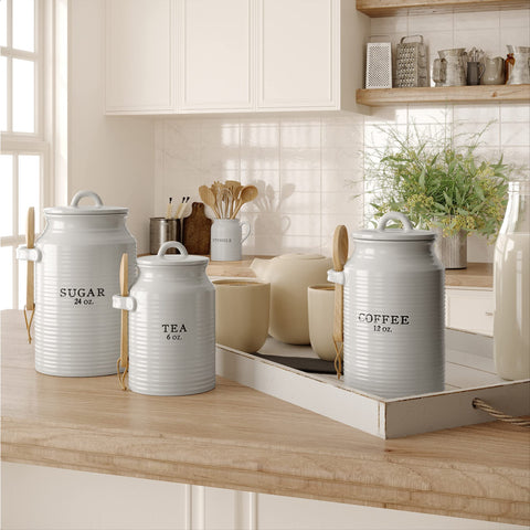 Barnyard Designs airtight lids with silicone rings help keep contents dry.