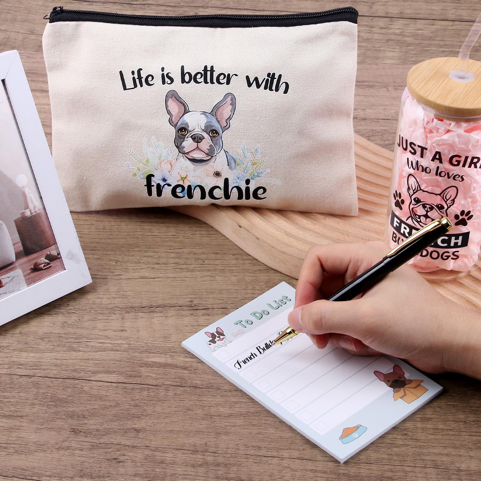 Bayelove French Bulldog makeup bag—stylish, portable cosmetics storage