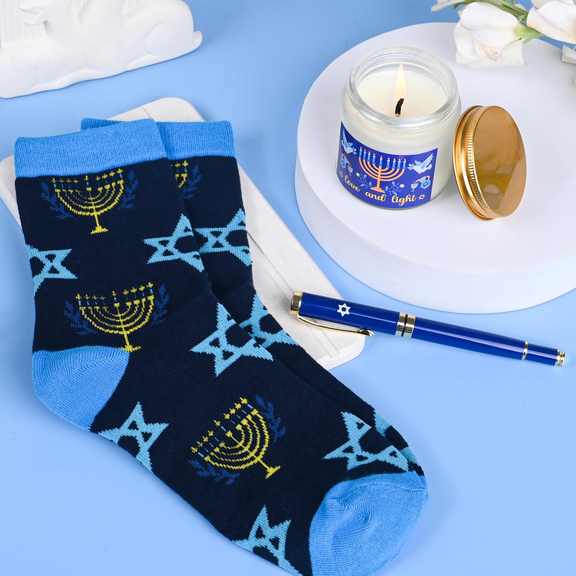 Bayelove Hanukkah keychain adds convenient, decorative carry