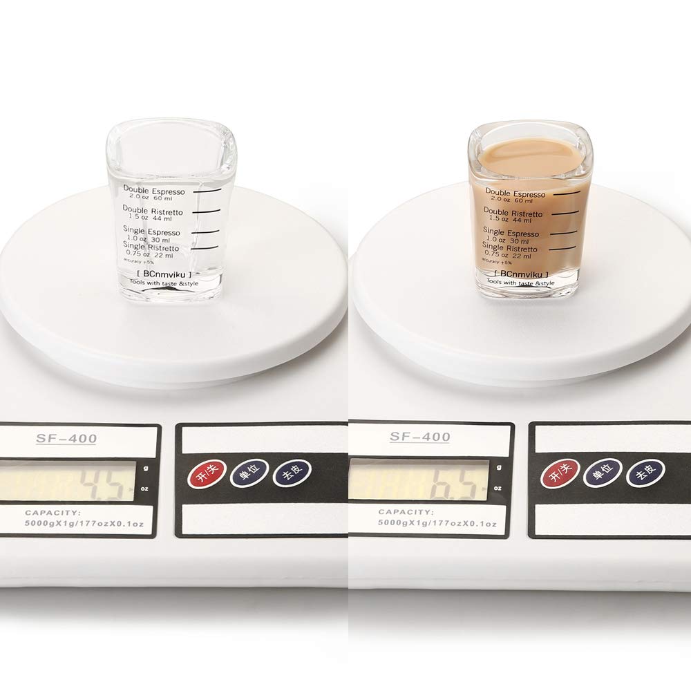 BCnmviku measuring-cup style shot glasses for dry and liquid ingredients.
