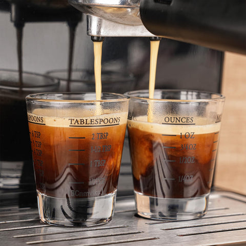 BCnmviku weighted base enhances stability during pouring