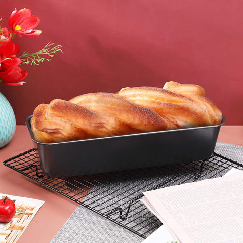 Beasea loaf pan suited for all occasions, from everyday meals to gatherings