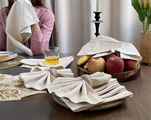 Bedding Craft napkins machine washable for busy households.