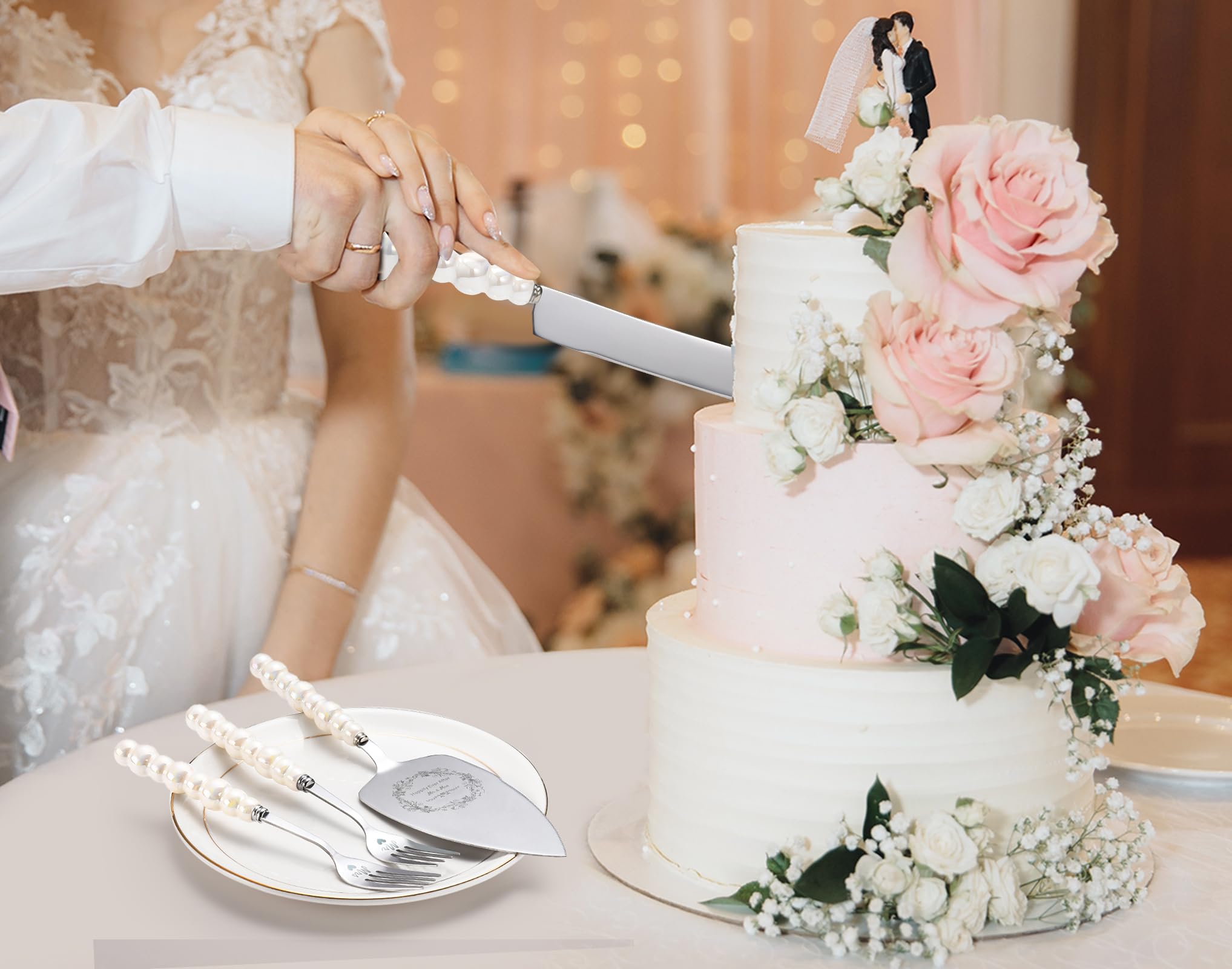 BEKESIN serving forks with Mr and Mrs engraving elevate the cake-cutting ritual.