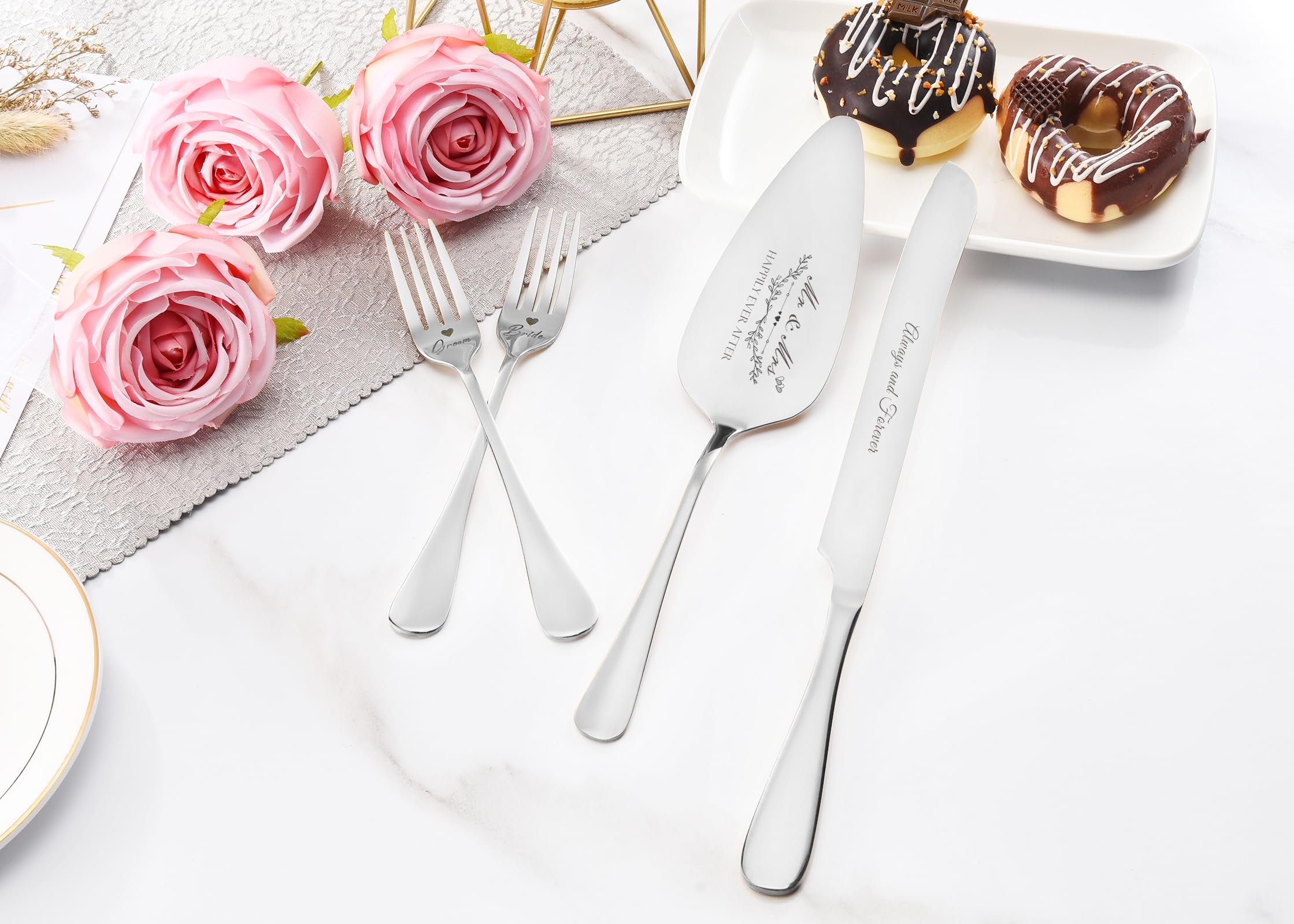 BEKESIN cake forks Bride and Groom for coordinated cake-cutting moments